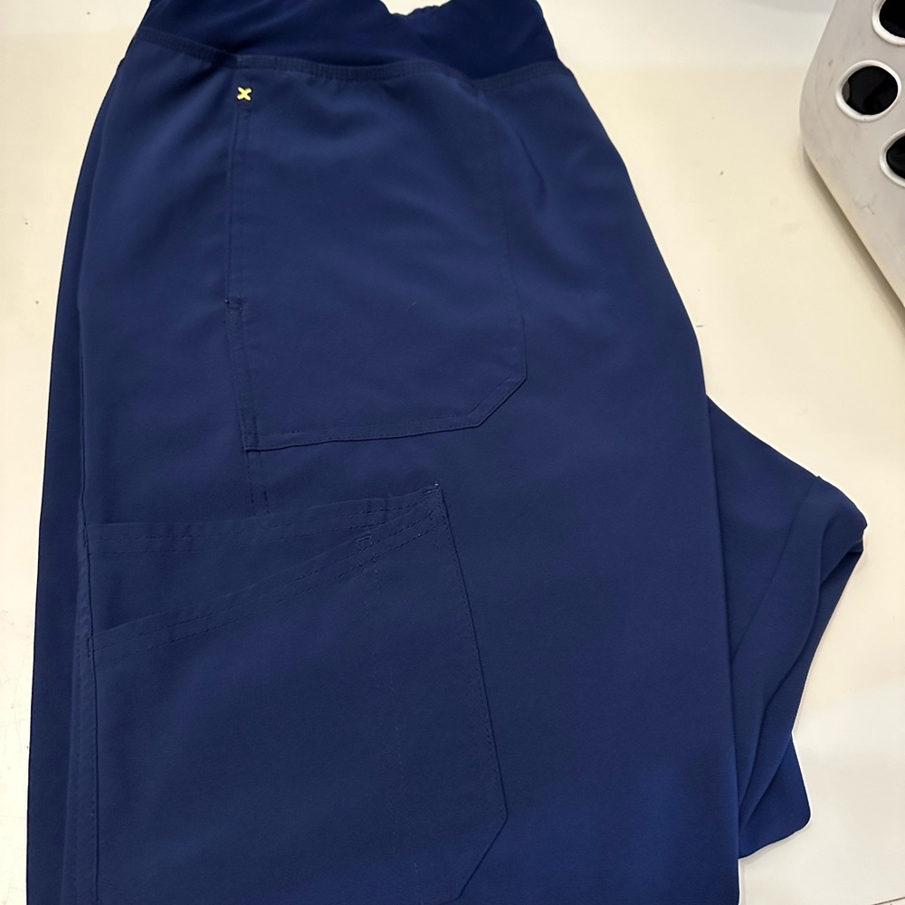 Iflex Jogger Scrubs for Women
